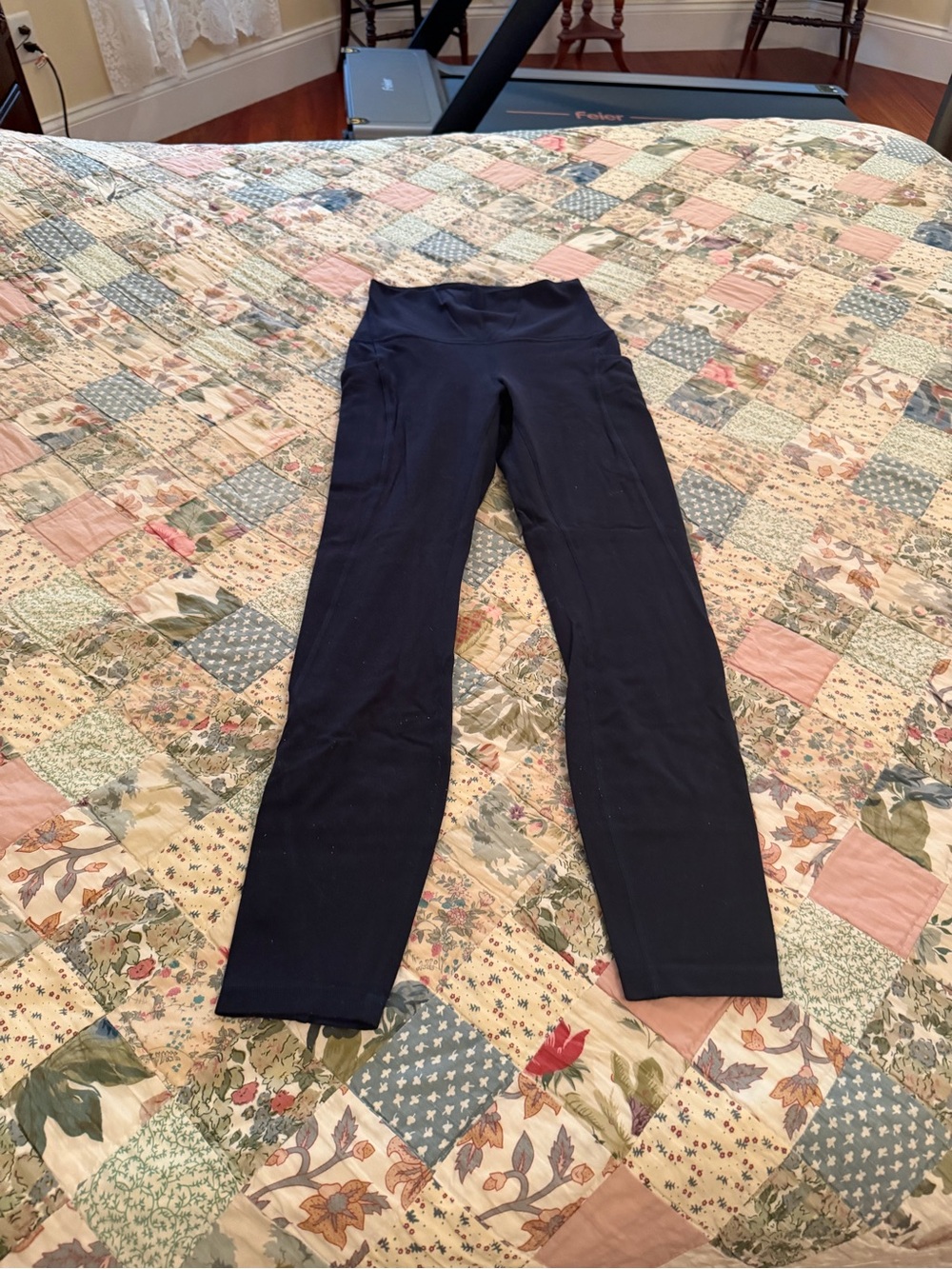 LULULEMON ALIGN HIGH RISE 25” LEGGINGS SIZE 4 TRUE NAVY BLUE